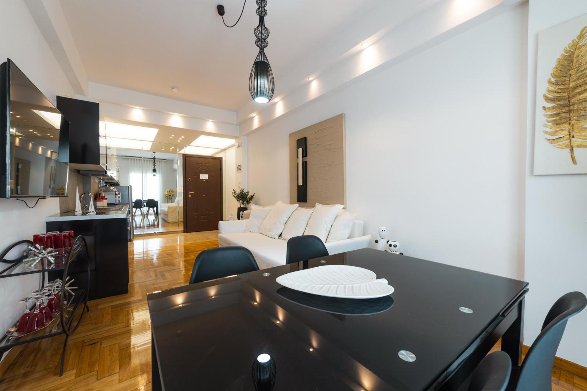 Apartment In Glyfada Center Athen Eksteriør billede