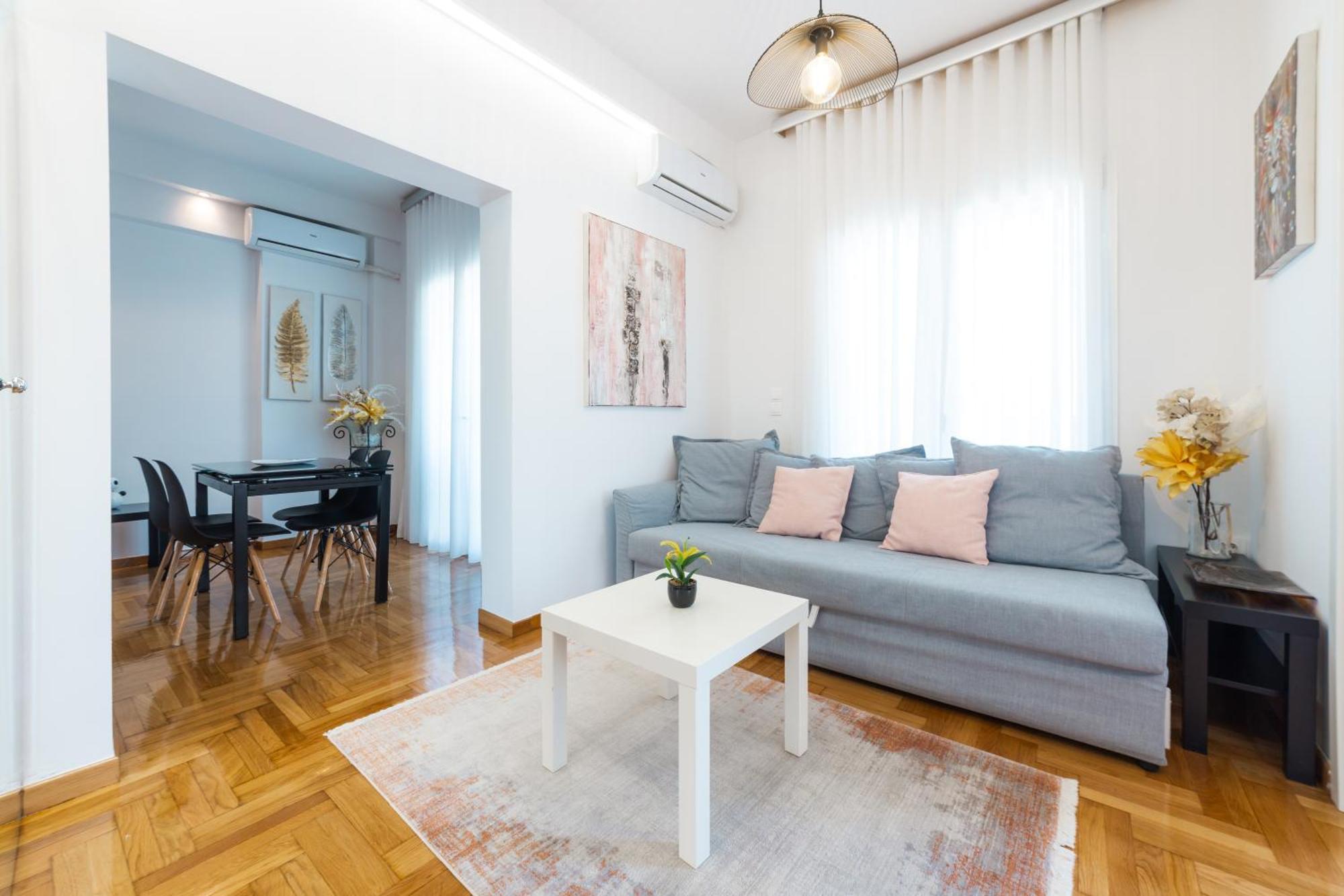 Apartment In Glyfada Center Athen Eksteriør billede
