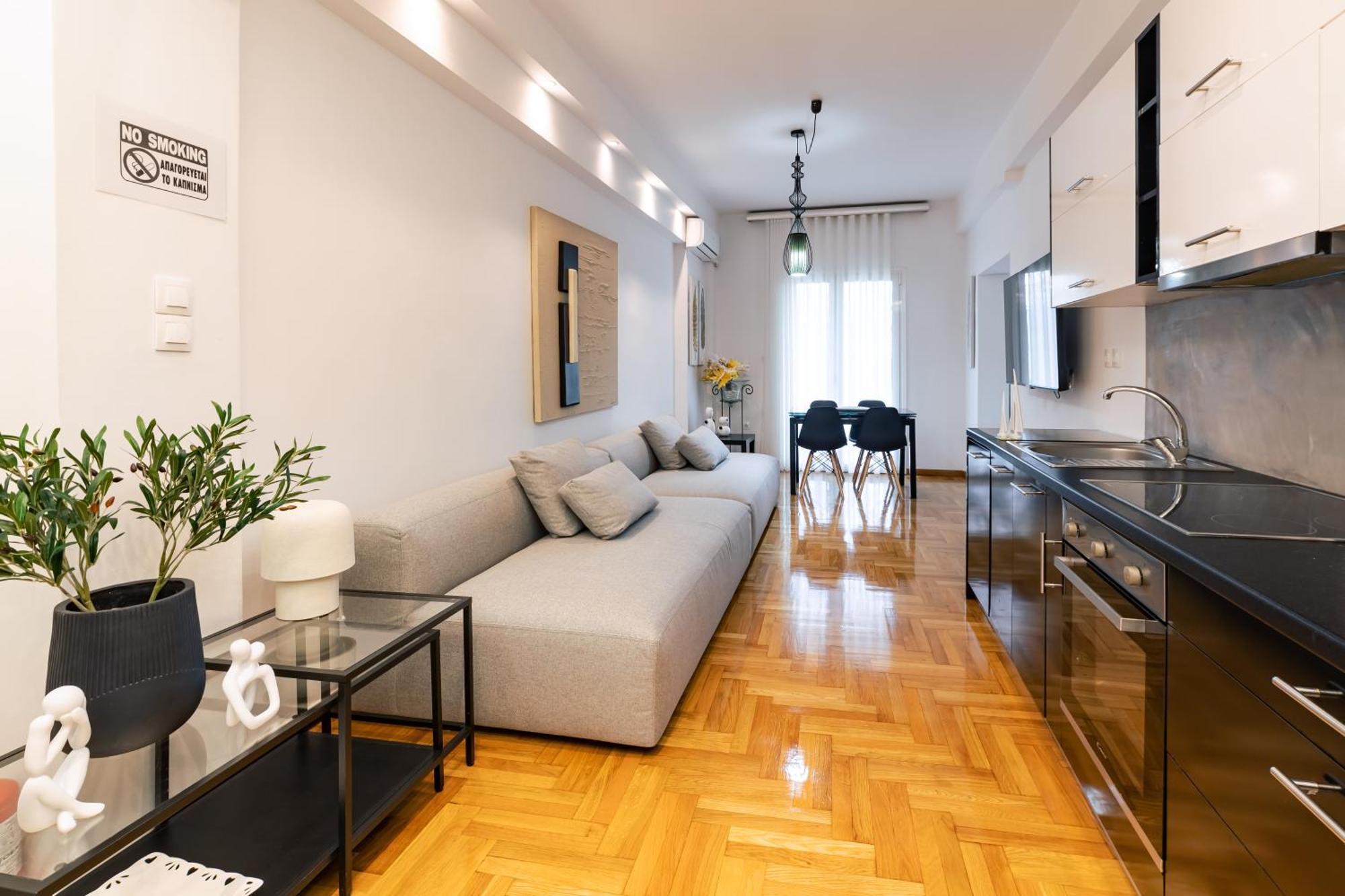 Apartment In Glyfada Center Athen Eksteriør billede